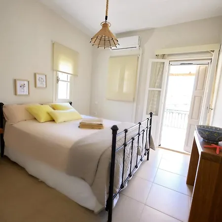 Maria's Private Kálymnos